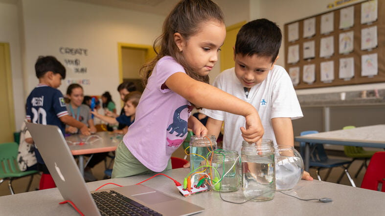 Información para padres | Colegio Menor Samborondón - 03 Feature Cards