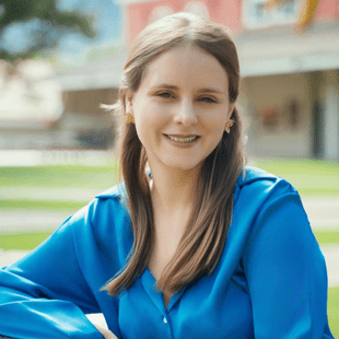 Método de enseñanza | Colegio Menor Quito | Nord Anglia - Feature Cards Tabs